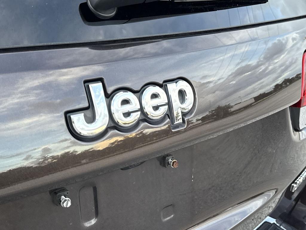 Thumbnail: 2017 Jeep Grand Cherokee - 7