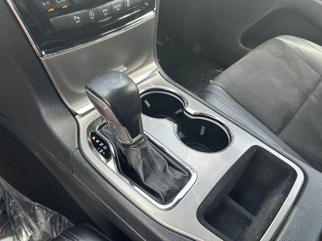 Thumbnail: 2021 Jeep Grand Cherokee - 33