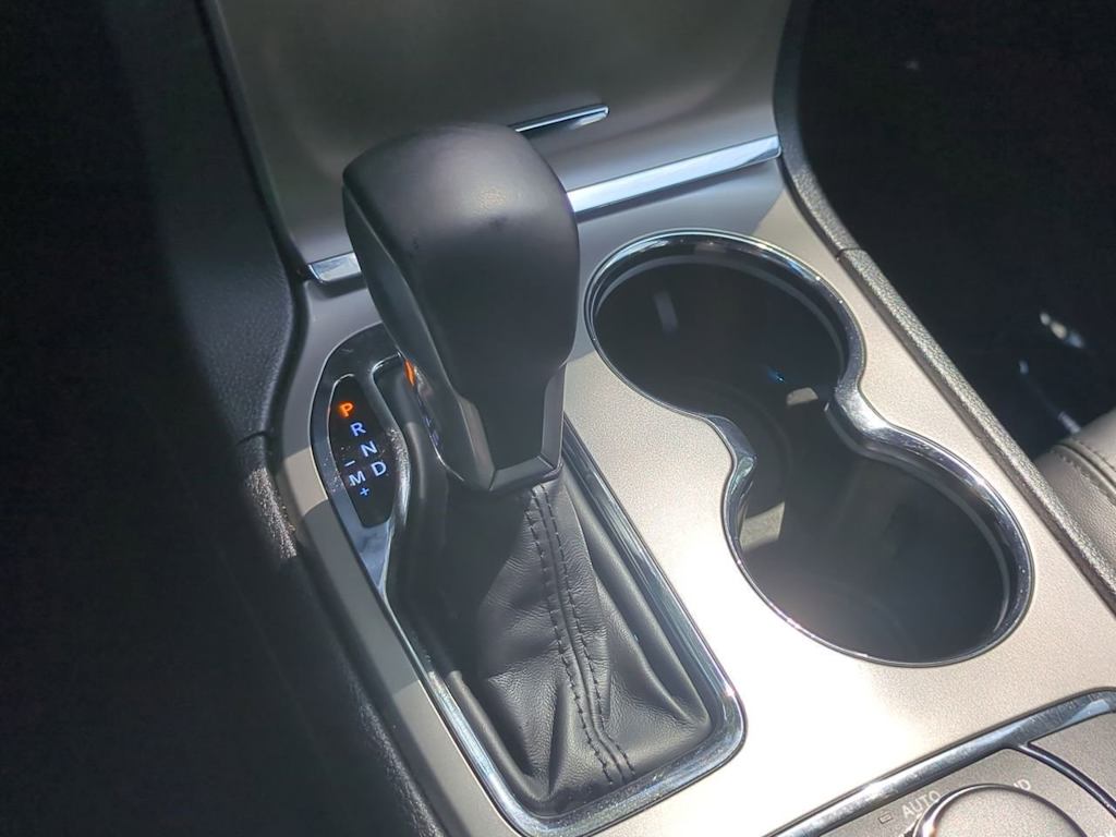 Thumbnail: 2022 Jeep Grand Cherokee - 15