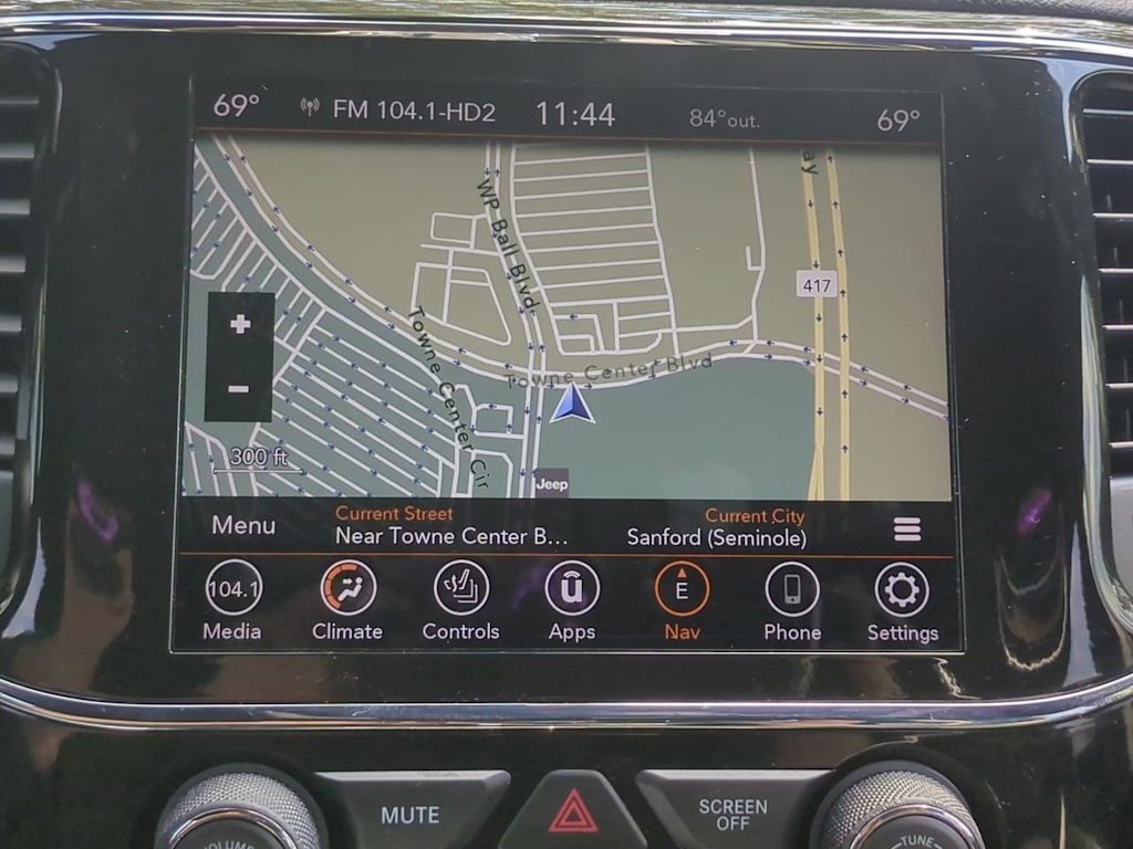 Thumbnail: 2022 Jeep Grand Cherokee - 33