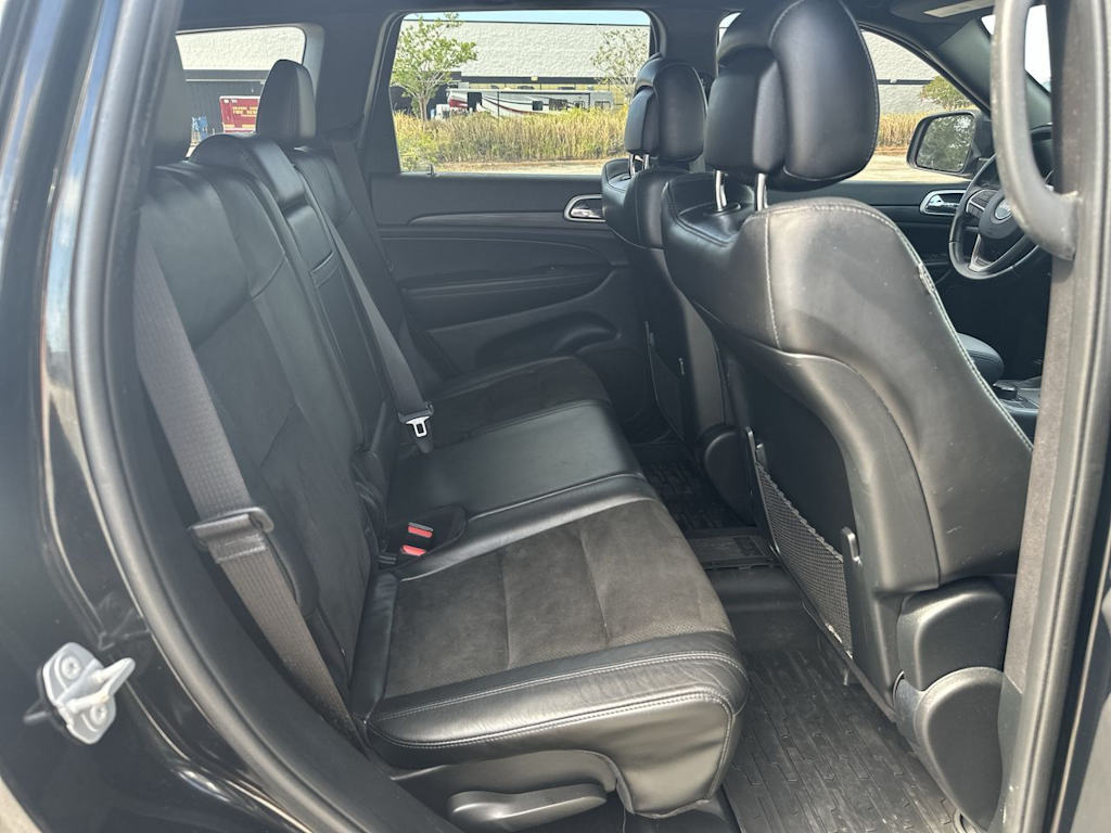 Thumbnail: 2020 Jeep Grand Cherokee - 30