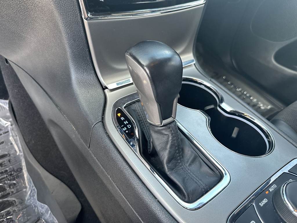 Thumbnail: 2020 Jeep Grand Cherokee - 14