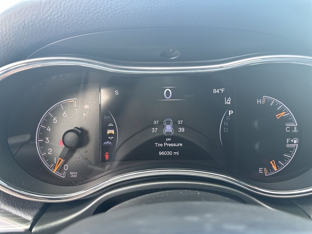 Thumbnail: 2020 Jeep Grand Cherokee - 15