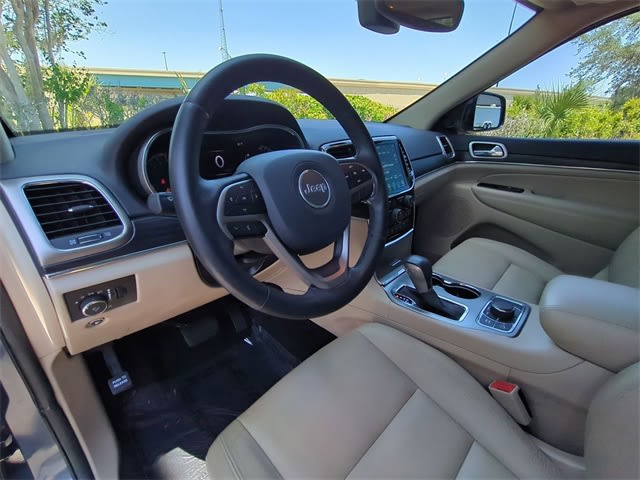 2020 Jeep Grand Cherokee Limited Edition 2