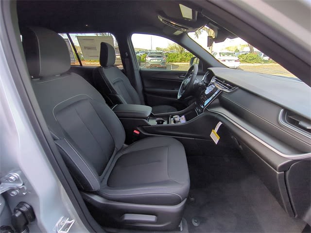 Thumbnail: 2025 Jeep Grand Cherokee - 12