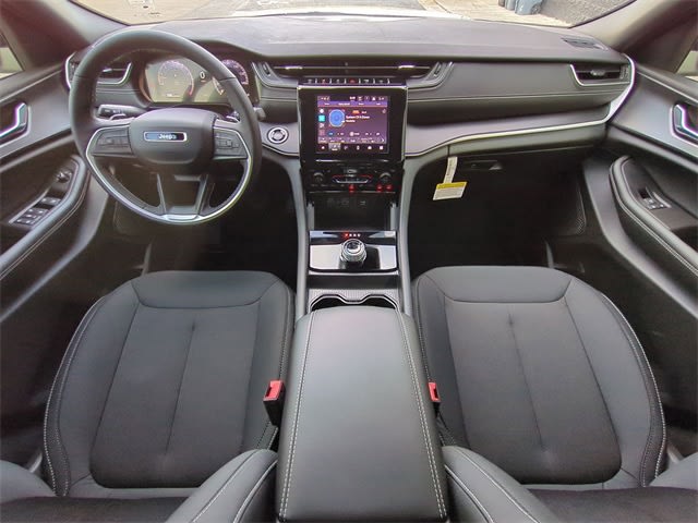 Thumbnail: 2025 Jeep Grand Cherokee - 10