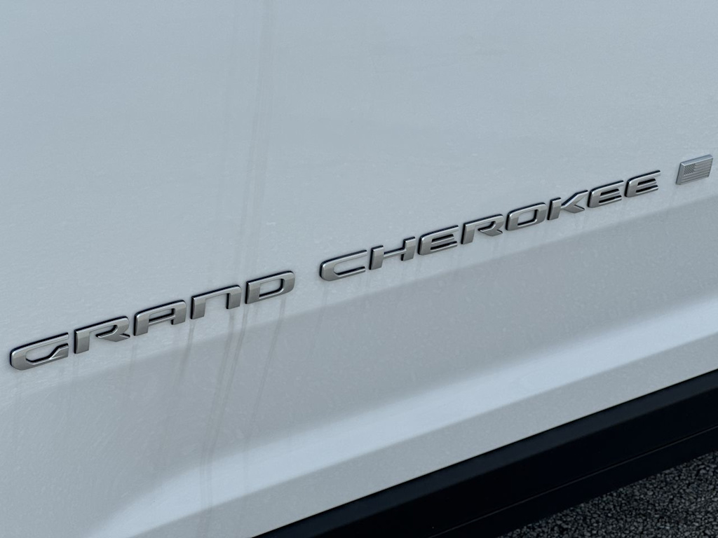 Thumbnail: 2026 Jeep Grand Cherokee - 22