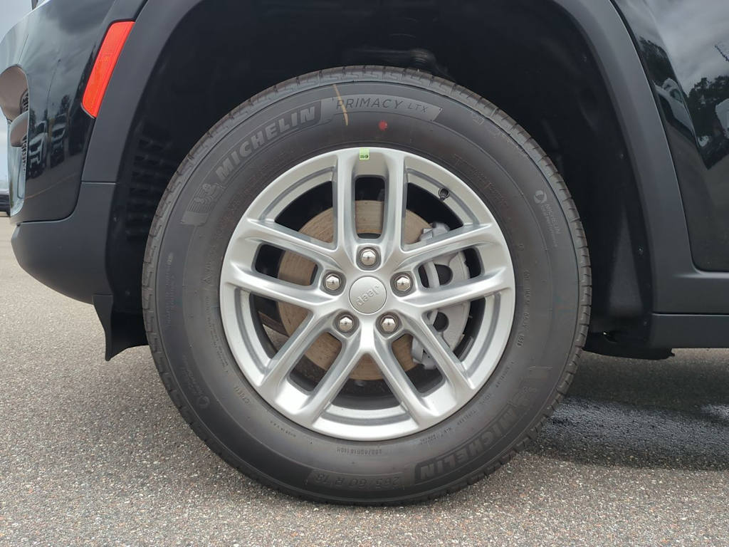 Thumbnail: 2026 Jeep Grand Cherokee - 8