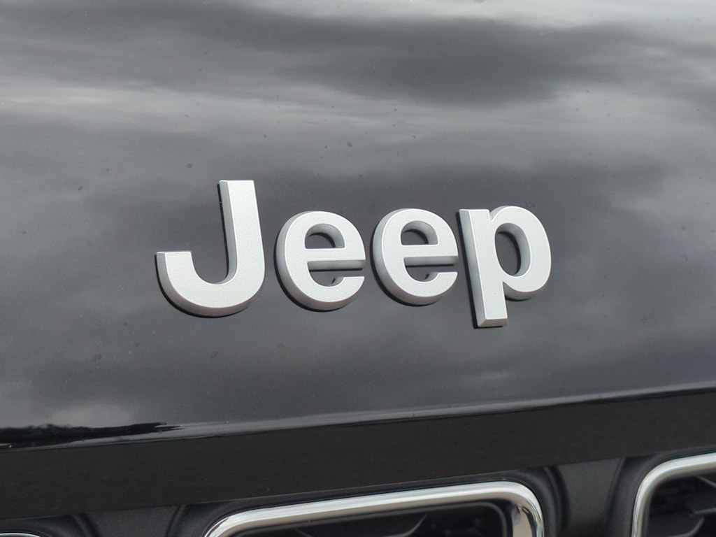 Thumbnail: 2026 Jeep Grand Cherokee - 7