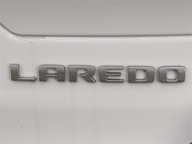 2025 Jeep Grand Cherokee Laredo 24