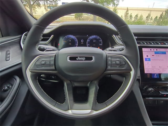 2025 Jeep Grand Cherokee Limited Edition 13