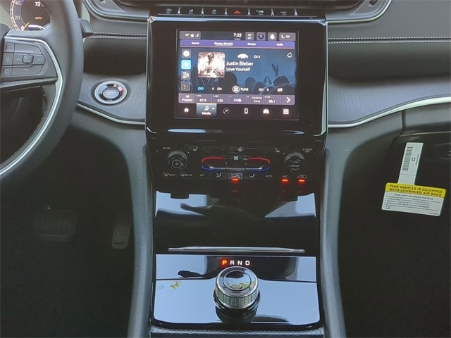 Thumbnail: 2025 Jeep Grand Cherokee - 15