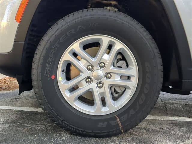 Thumbnail: 2025 Jeep Grand Cherokee - 8