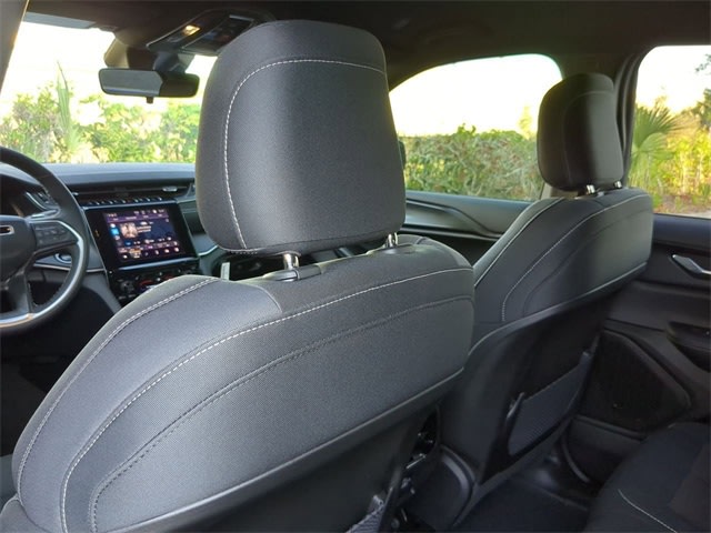 Thumbnail: 2025 Jeep Grand Cherokee - 12