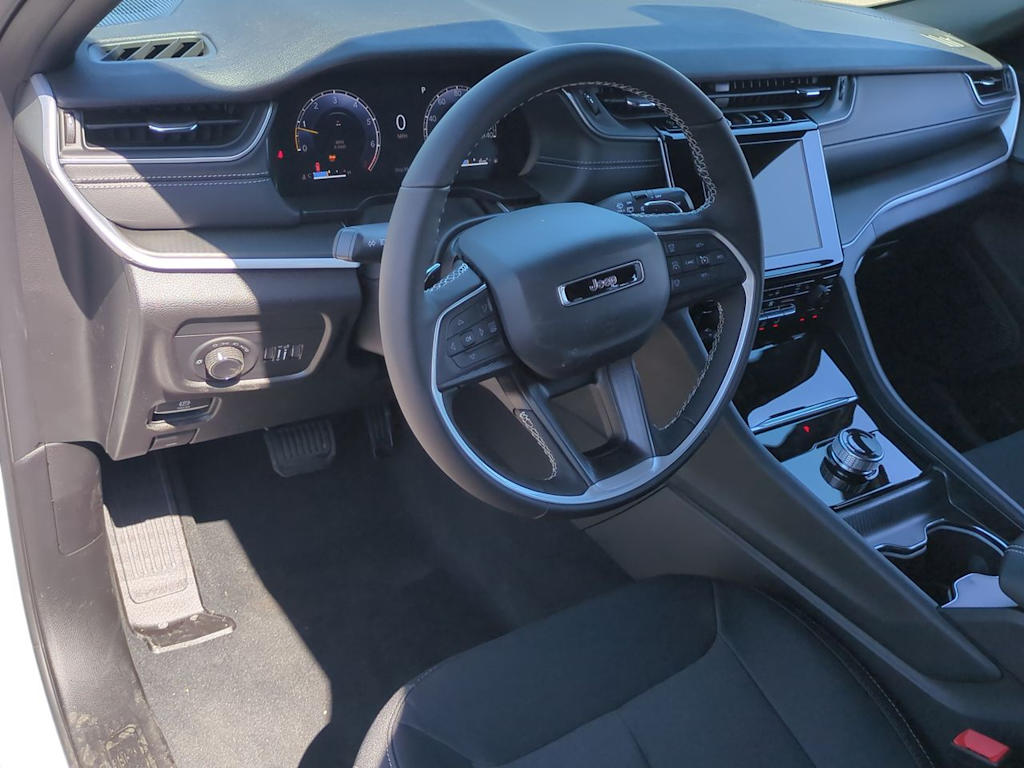 Thumbnail: 2026 Jeep Grand Cherokee - 2