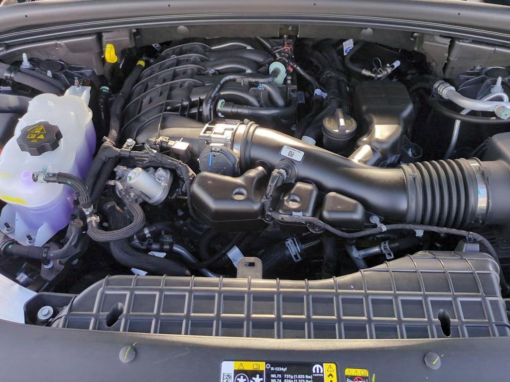 Thumbnail: 2026 Jeep Grand Cherokee - 9
