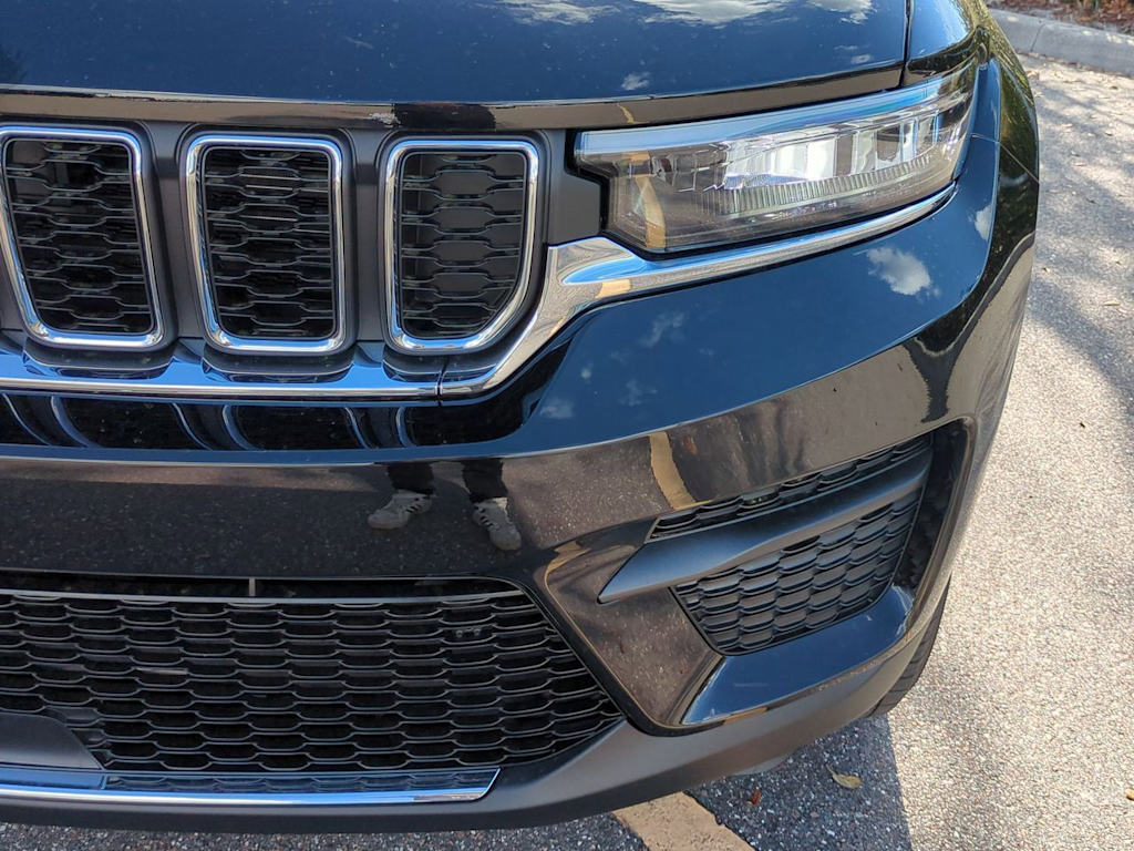 Thumbnail: 2026 Jeep Grand Cherokee - 25