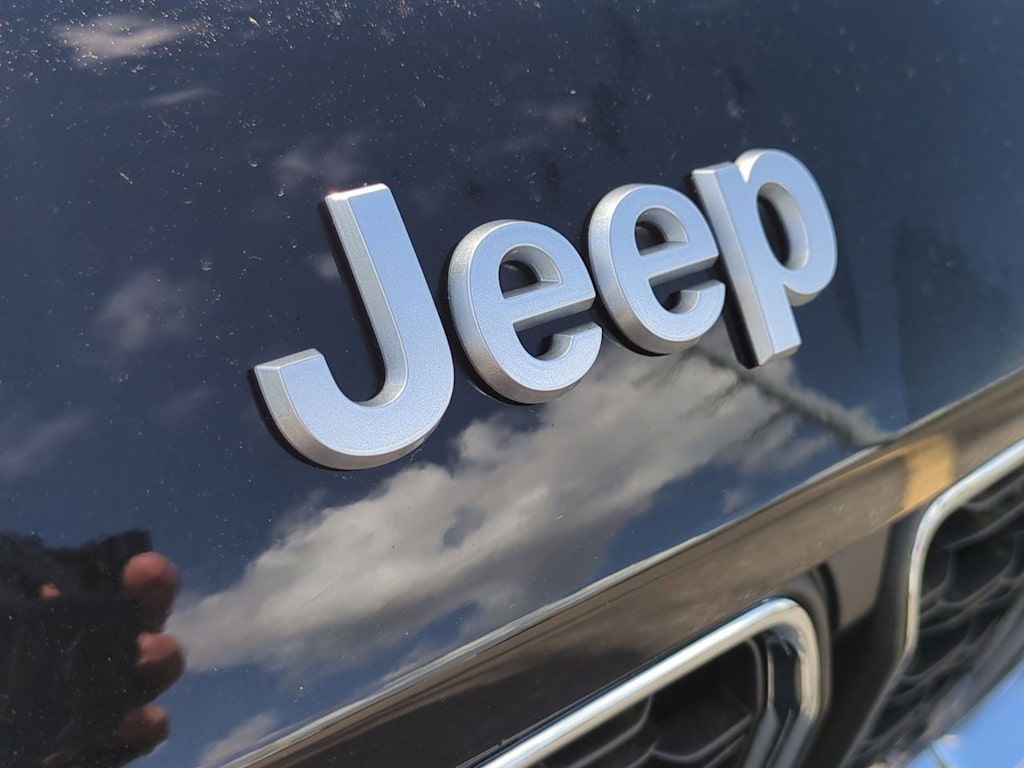 Thumbnail: 2026 Jeep Grand Cherokee - 7