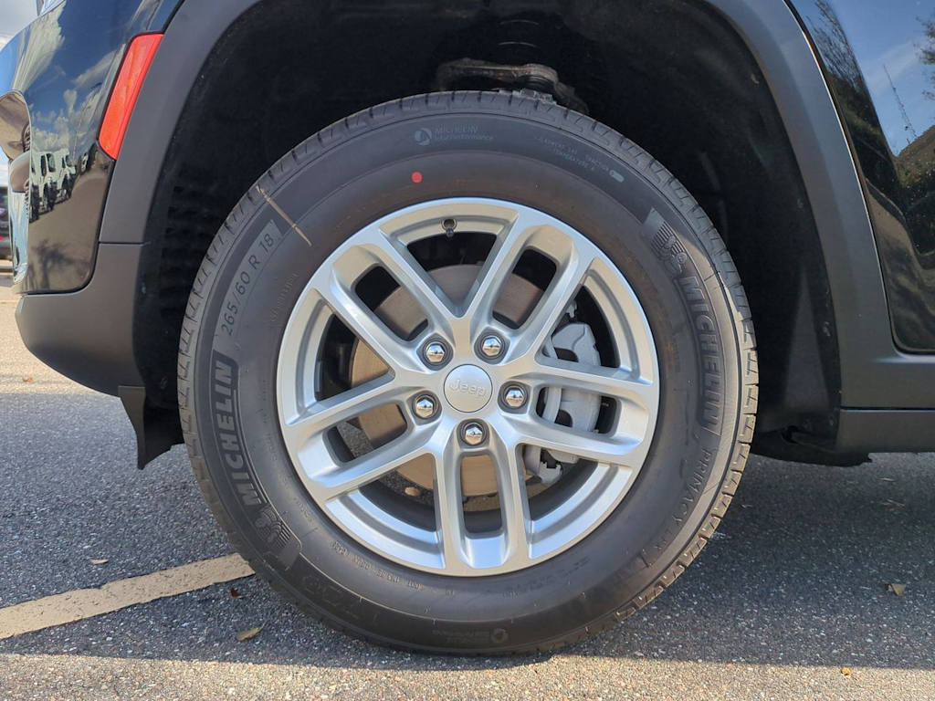 Thumbnail: 2026 Jeep Grand Cherokee - 8