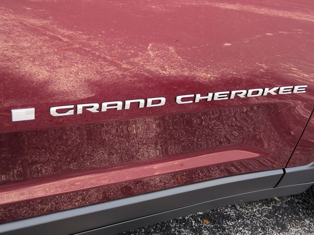 Thumbnail: 2026 Jeep Grand Cherokee - 26