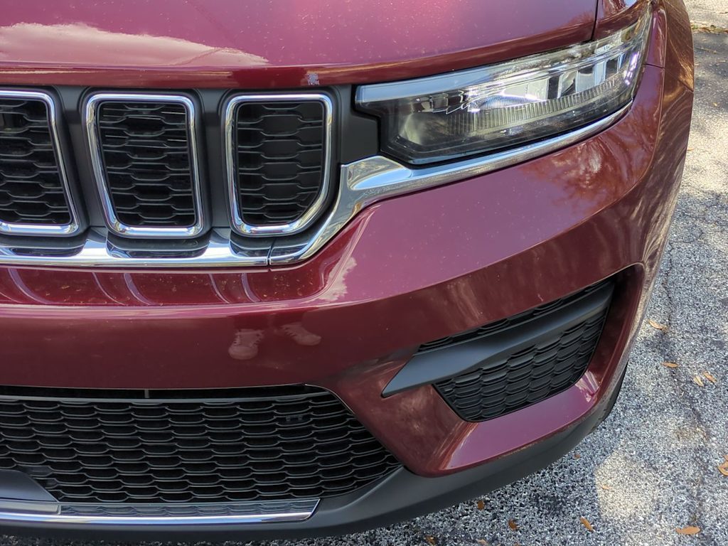 Thumbnail: 2026 Jeep Grand Cherokee - 25