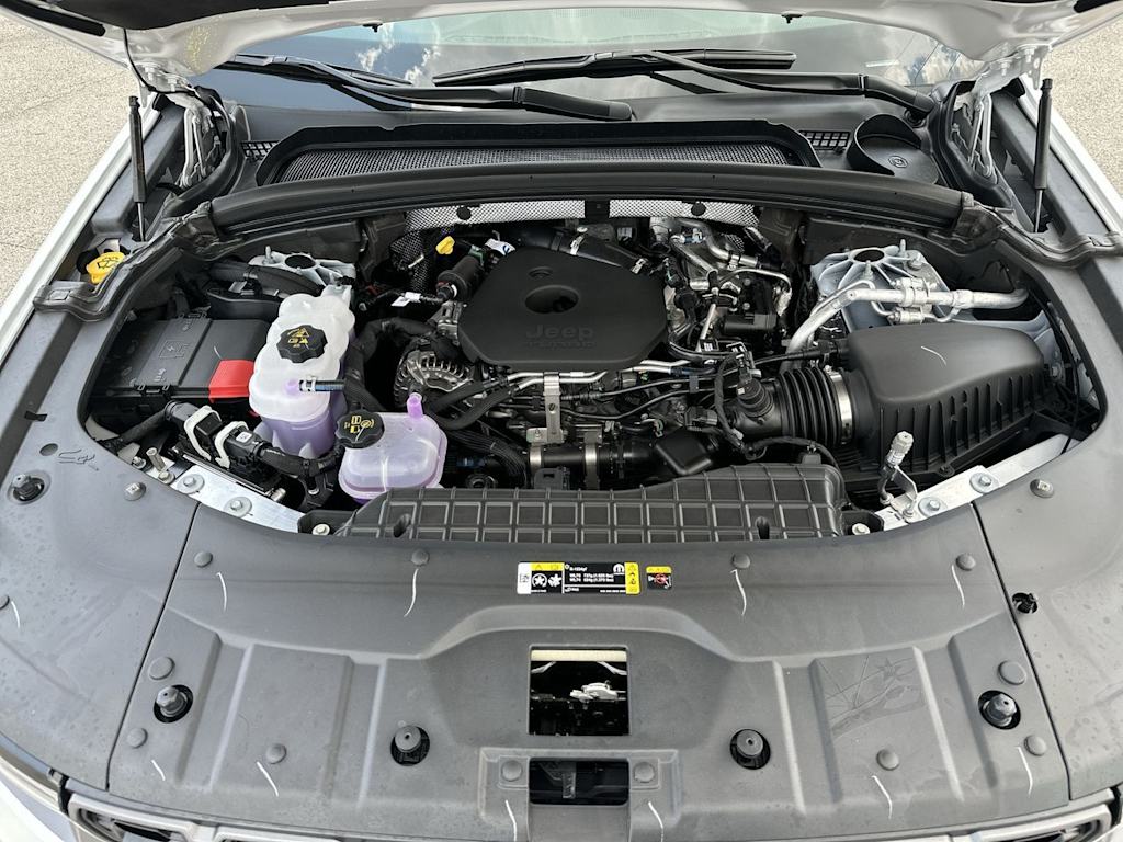 Thumbnail: 2026 Jeep Grand Cherokee - 9