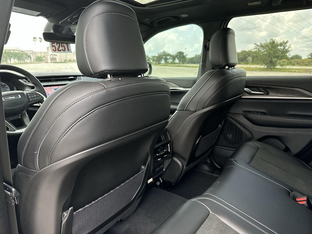 Thumbnail: 2026 Jeep Grand Cherokee - 13