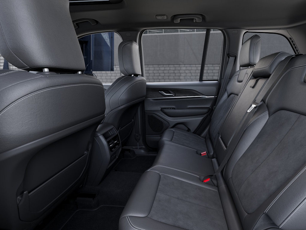 Thumbnail: 2026 Jeep Grand Cherokee - 11