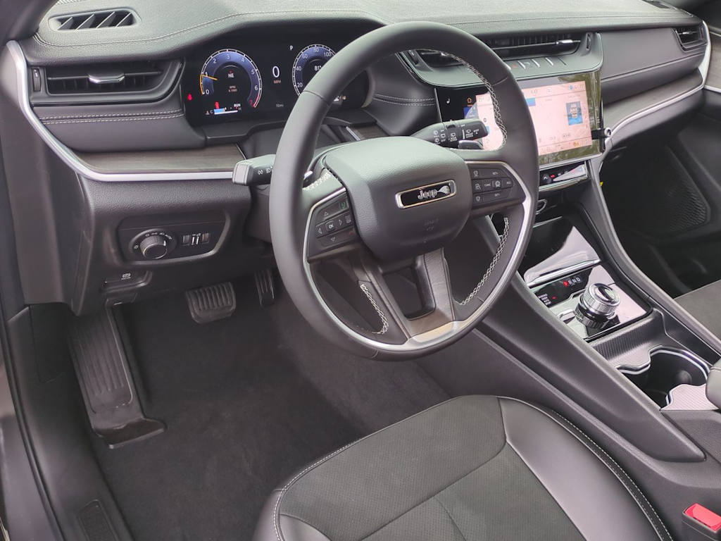 Thumbnail: 2026 Jeep Grand Cherokee - 2