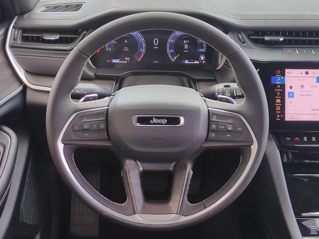 Thumbnail: 2026 Jeep Grand Cherokee - 14