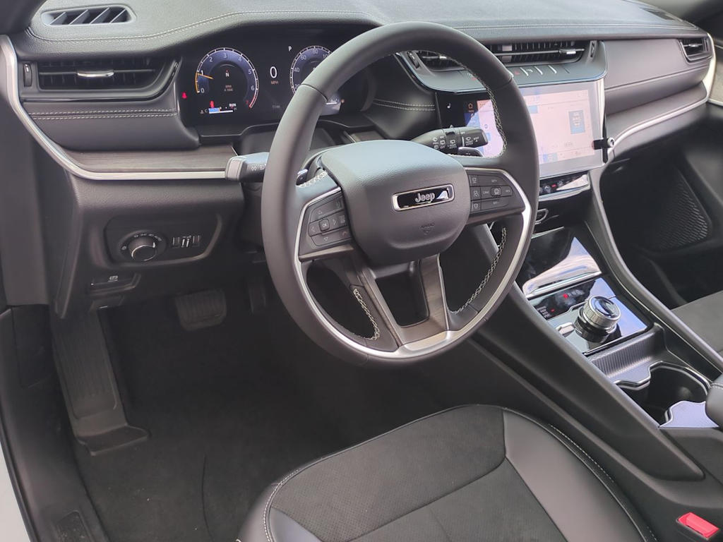 Thumbnail: 2026 Jeep Grand Cherokee - 2