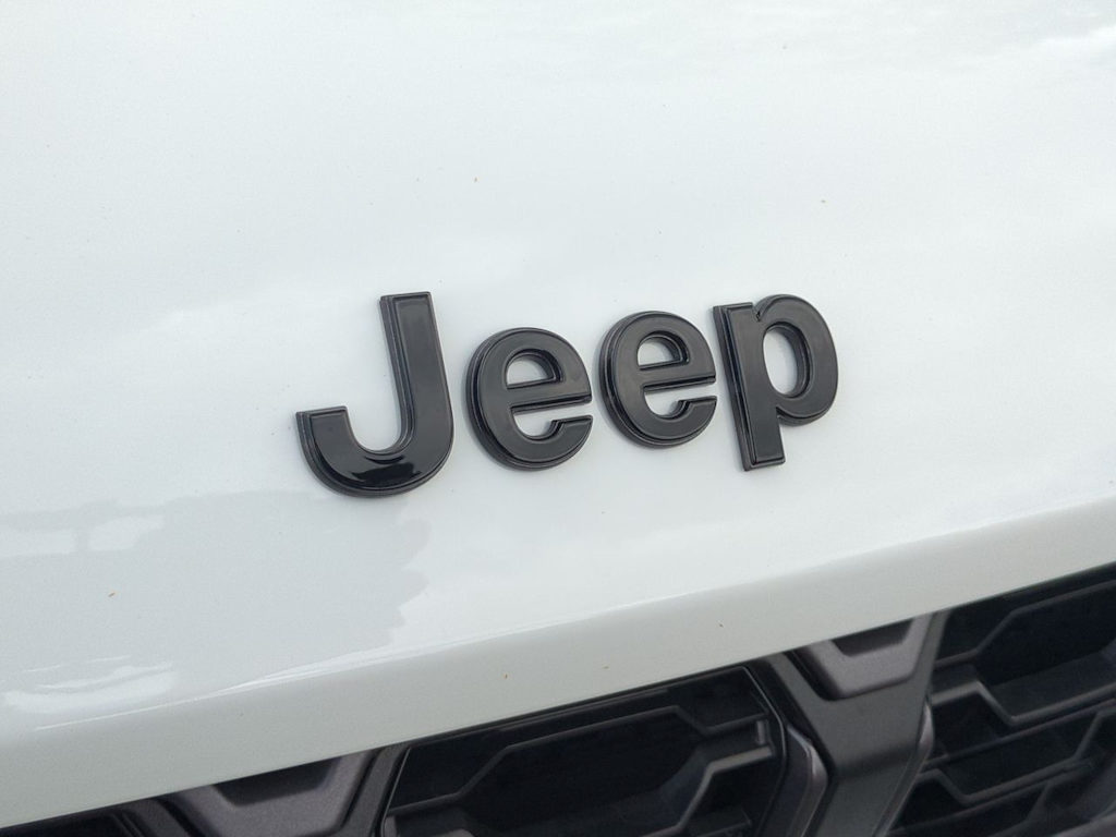 Thumbnail: 2026 Jeep Grand Cherokee - 7