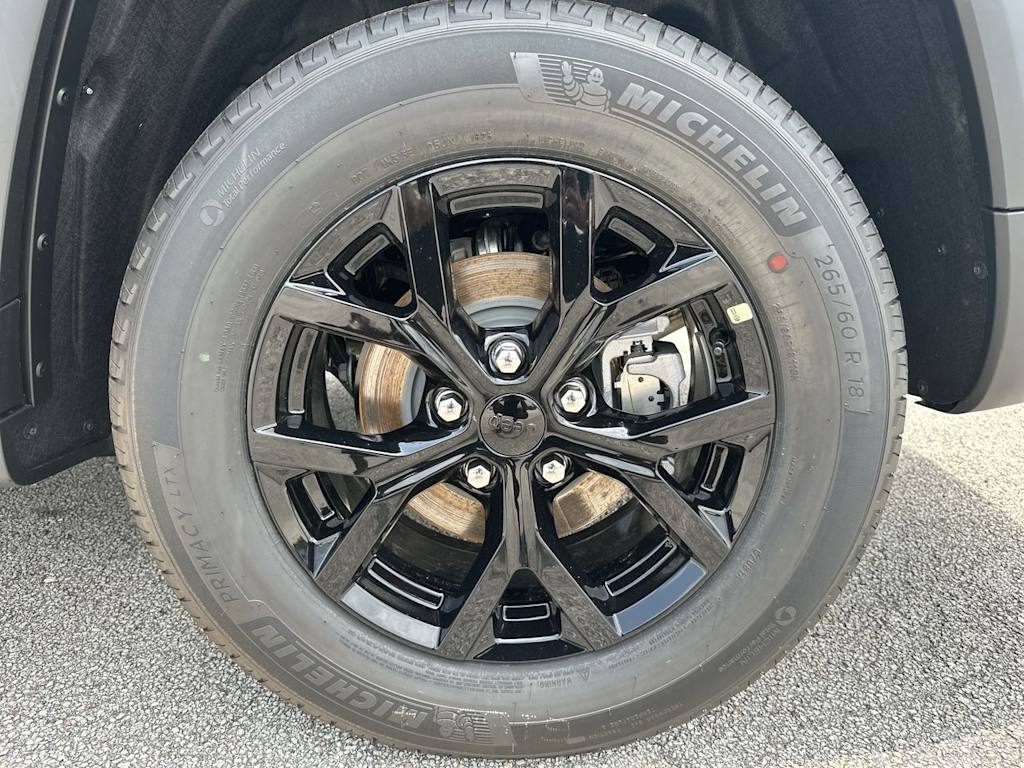 Thumbnail: 2026 Jeep Grand Cherokee - 7