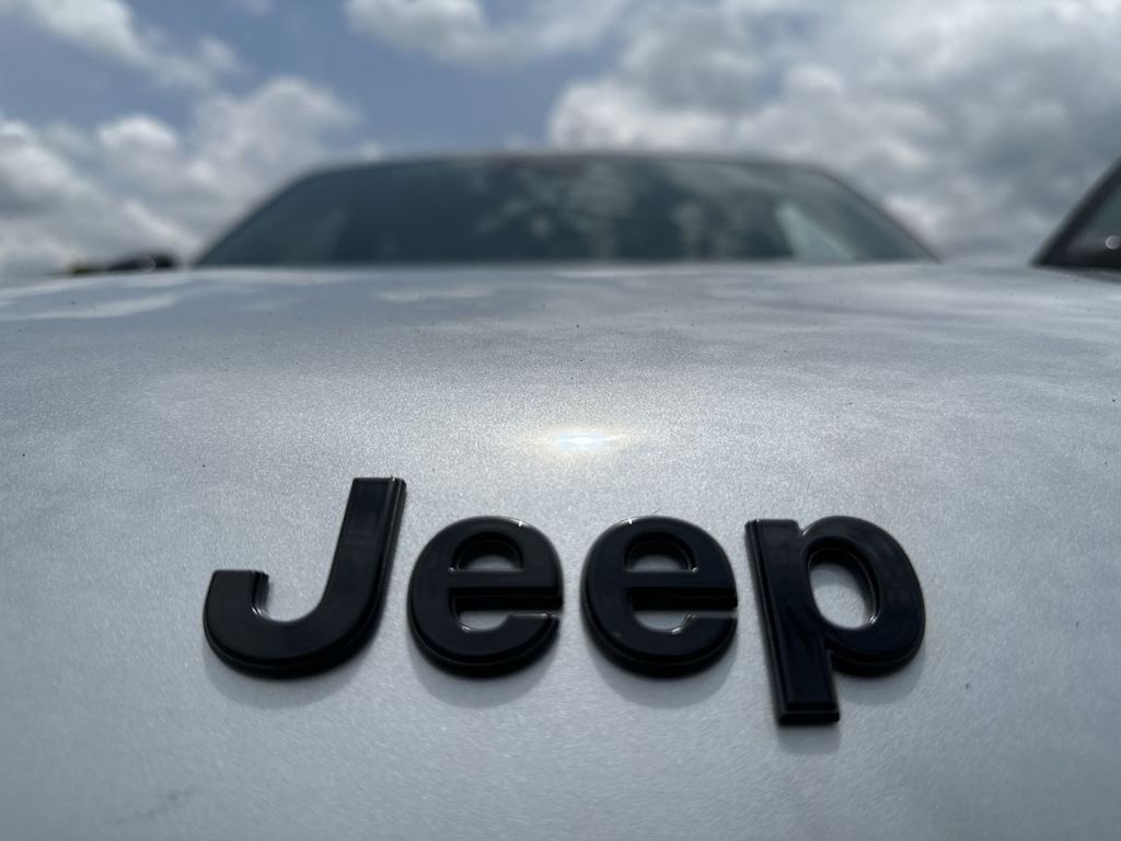Thumbnail: 2026 Jeep Grand Cherokee - 6
