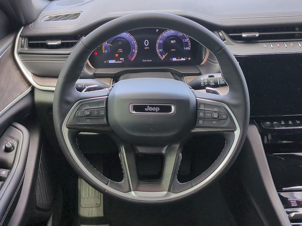 Thumbnail: 2026 Jeep Grand Cherokee - 13