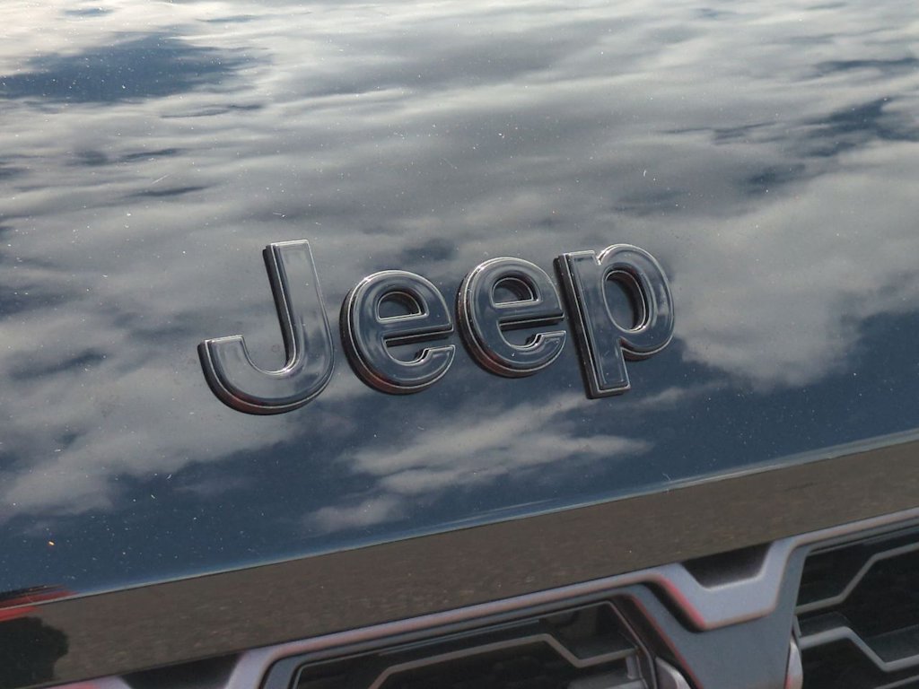 Thumbnail: 2026 Jeep Grand Cherokee - 7