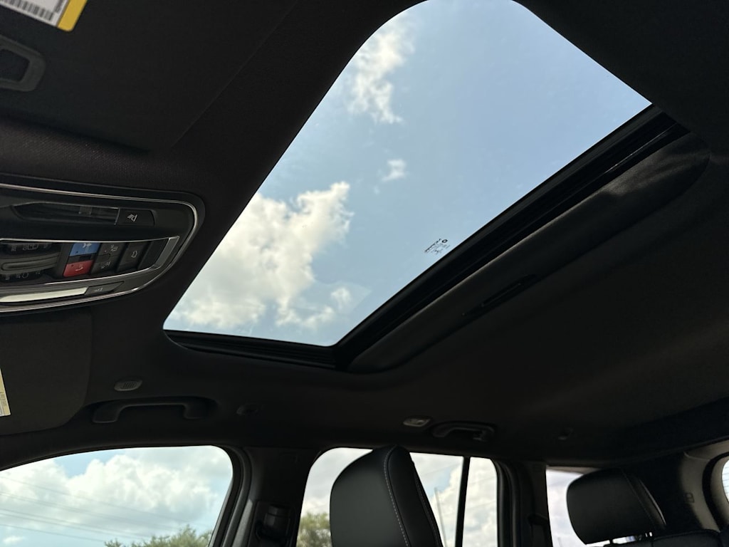 Thumbnail: 2026 Jeep Grand Cherokee - 26