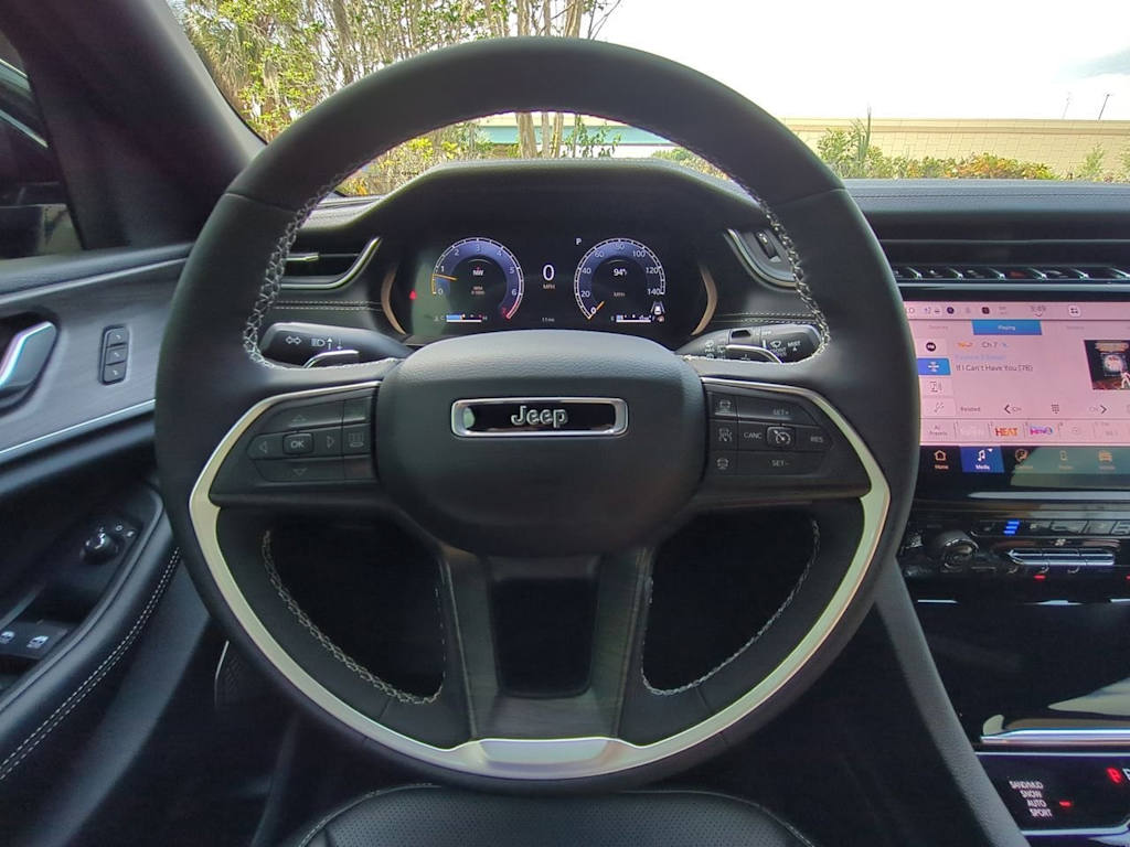 Thumbnail: 2025 Jeep Grand Cherokee - 14