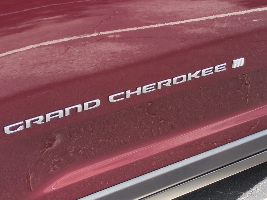 Thumbnail: 2025 Jeep Grand Cherokee - 25