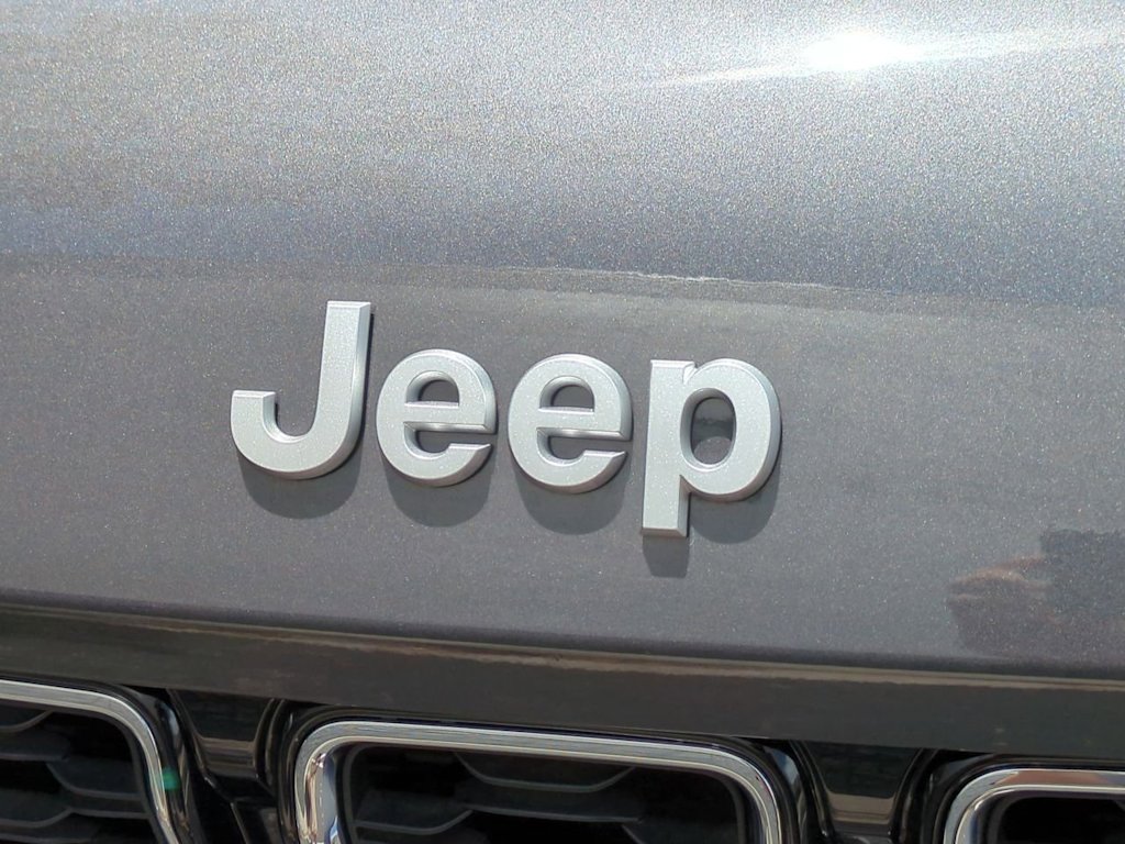 Thumbnail: 2025 Jeep Grand Cherokee - 7