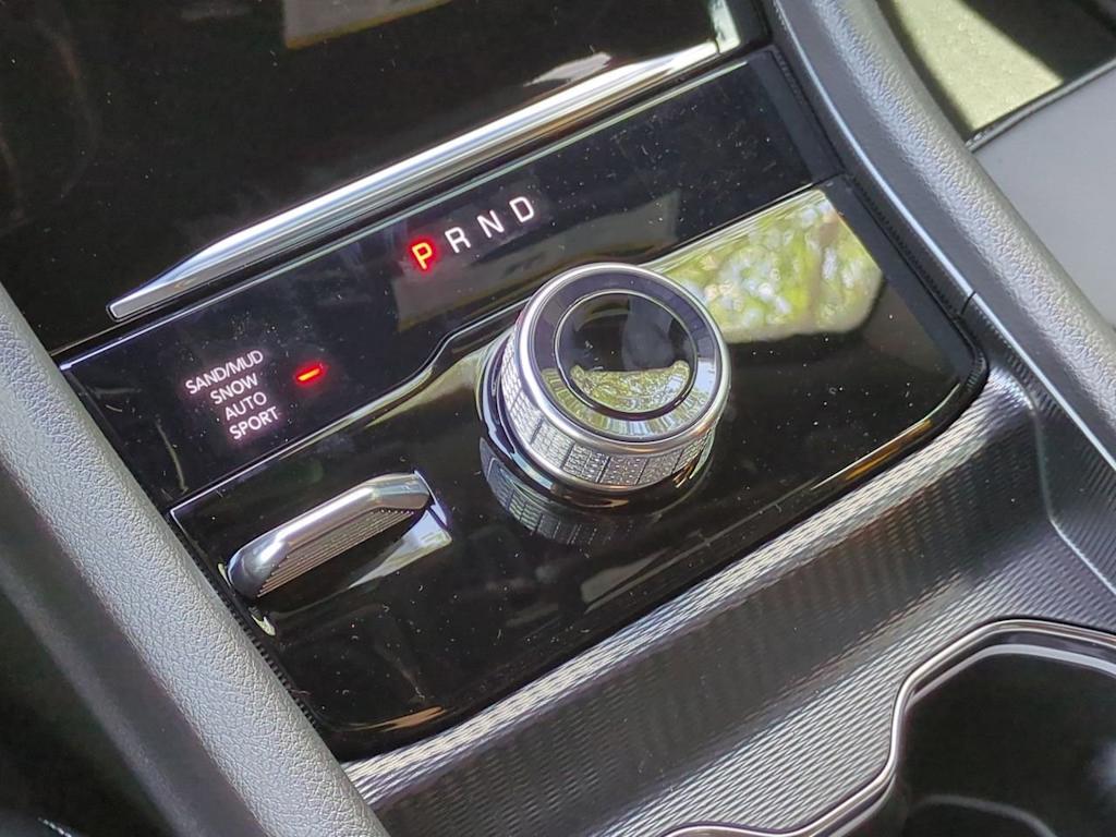 Thumbnail: 2025 Jeep Grand Cherokee - 37