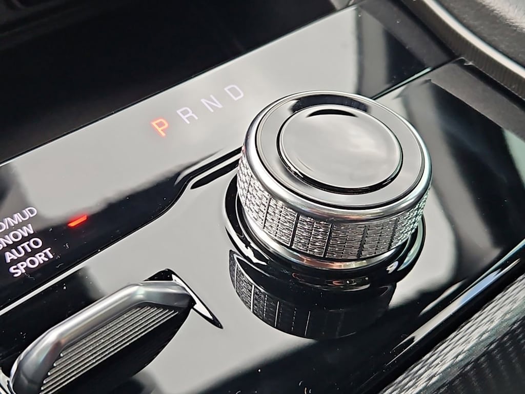 Thumbnail: 2025 Jeep Grand Cherokee - 36