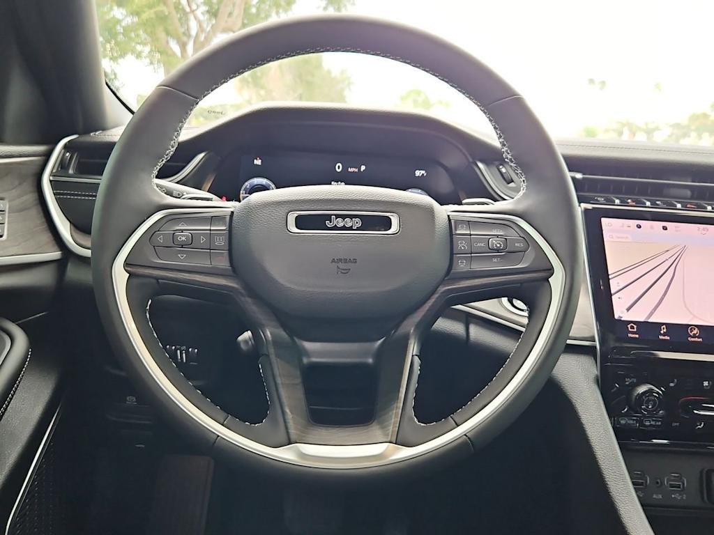 Thumbnail: 2025 Jeep Grand Cherokee - 13