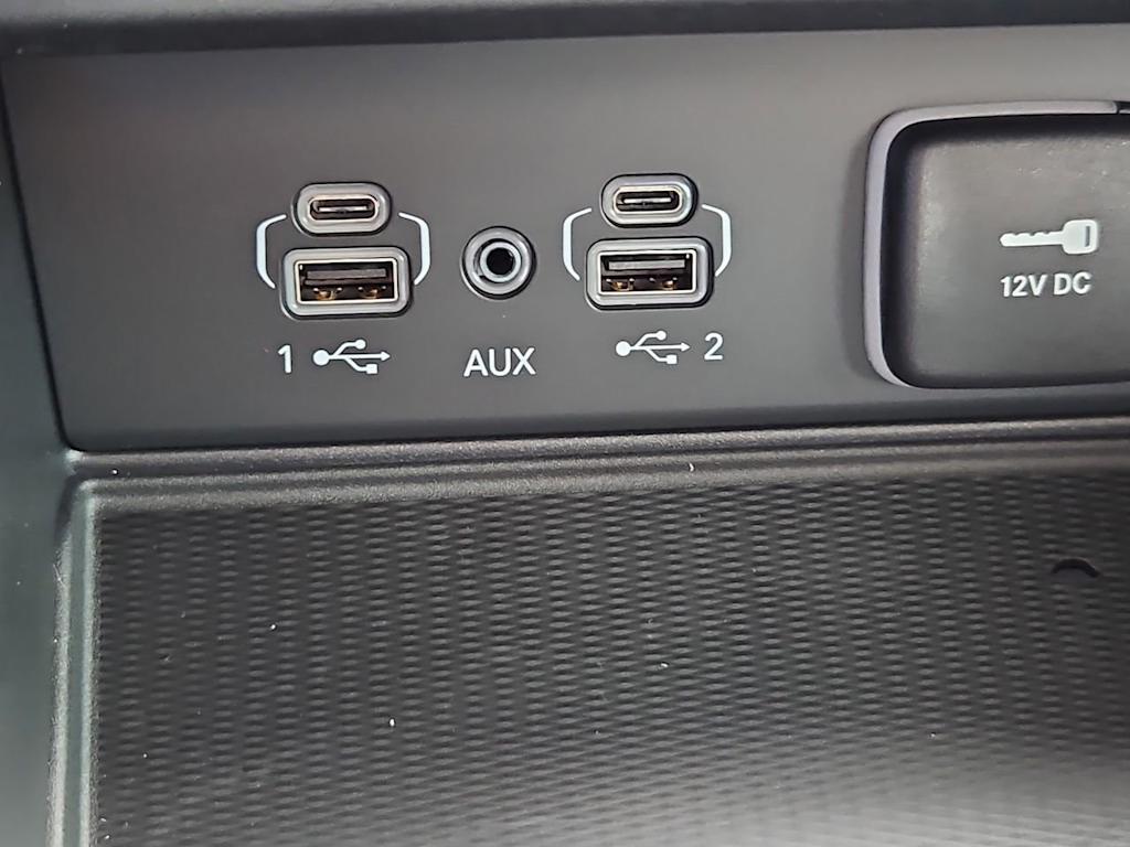 Thumbnail: 2025 Jeep Grand Cherokee - 35