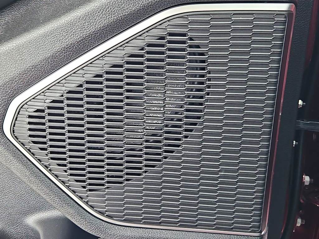 Thumbnail: 2025 Jeep Grand Cherokee - 34