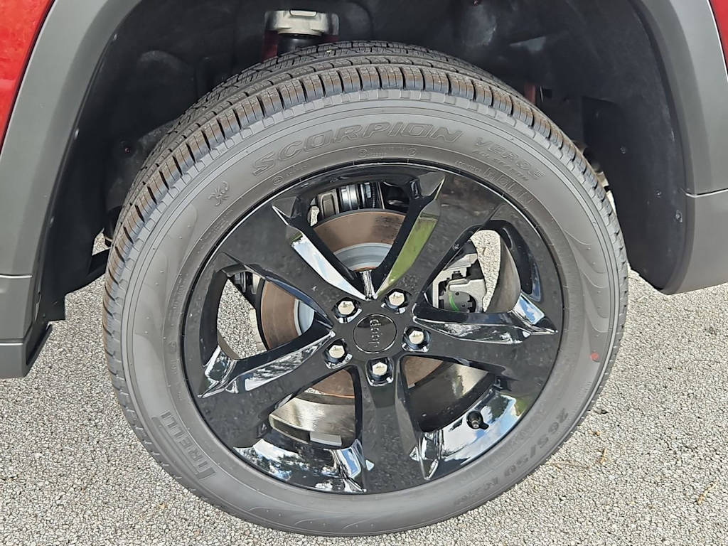 Thumbnail: 2025 Jeep Grand Cherokee - 8