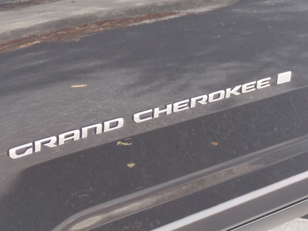 Thumbnail: 2025 Jeep Grand Cherokee - 25