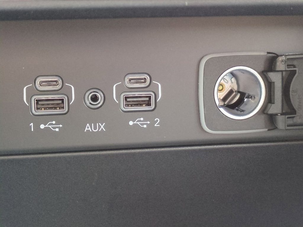 Thumbnail: 2025 Jeep Grand Cherokee - 36