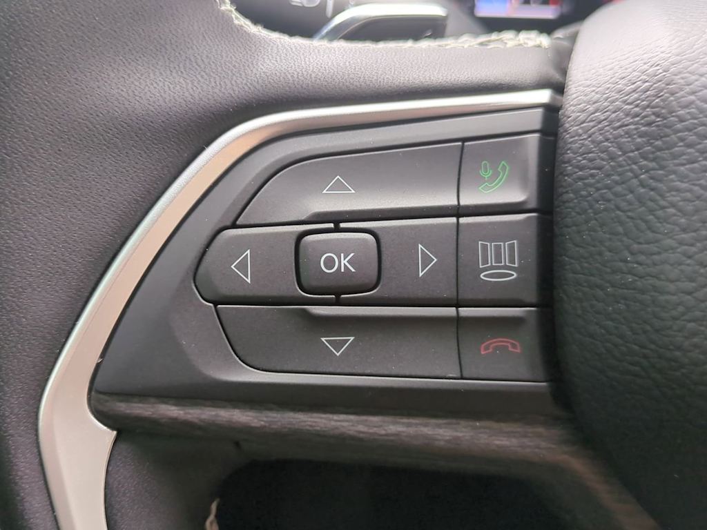 Thumbnail: 2025 Jeep Grand Cherokee - 31