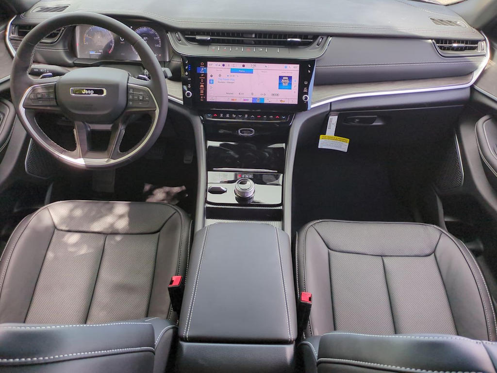 Thumbnail: 2026 Jeep Grand Cherokee - 10